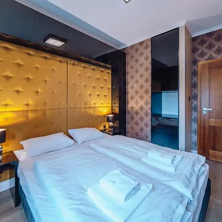 Dolina Wikingow Urnes 08 *